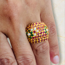 Load image into Gallery viewer, Ruby Onyx pearl ring. Size 7.
